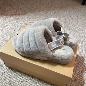 UGG Fluff Yeah Slides Size 9